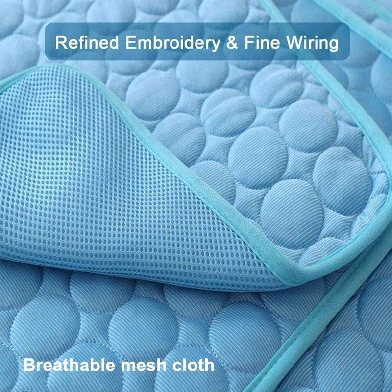 Blue quilted fabric with breathable mesh cloth and text highlighting features