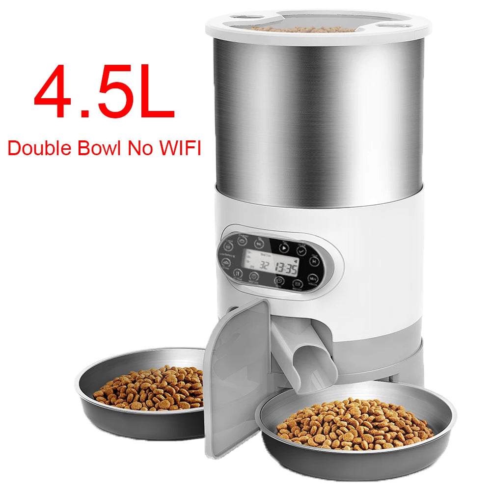 Pet food dispenser with two bowls of food, showing 4.5 liters capacity and no WiFi feature.